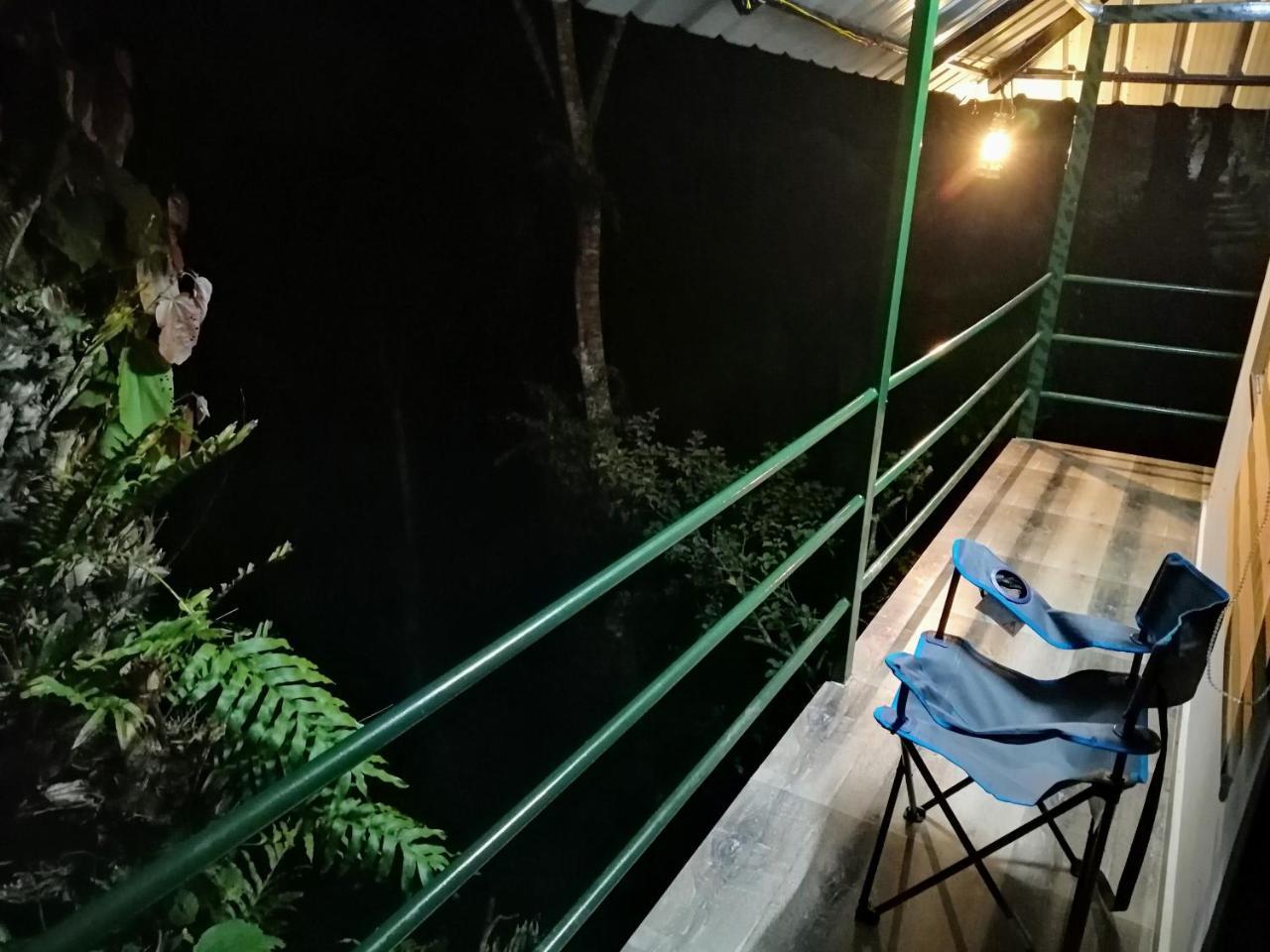 Апартаменты Noah'S Nest Tree House Теккади Экстерьер фото