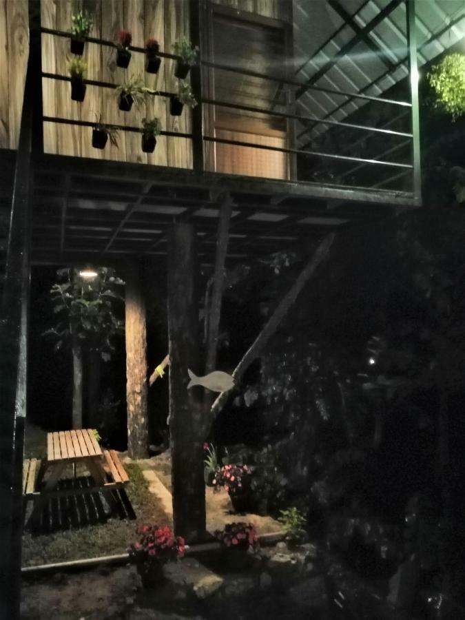 Апартаменты Noah'S Nest Tree House Теккади Экстерьер фото